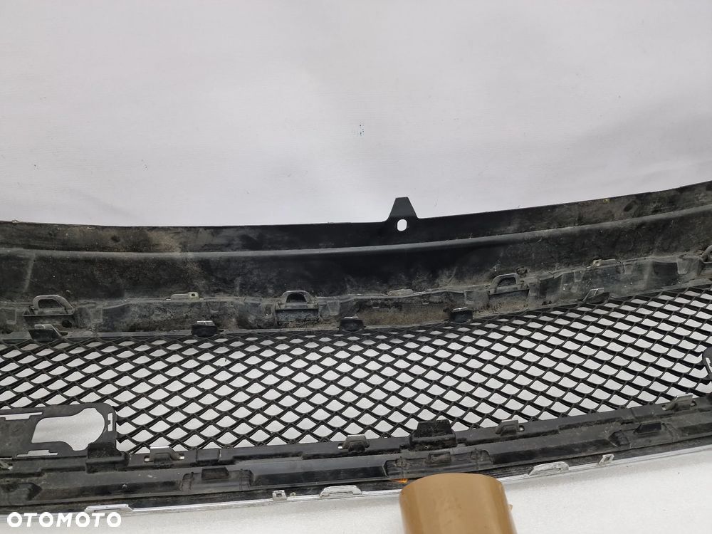 MERCEDES GLC W253 14- KRATKA ŚRODKOWA / SPOJLER / DOKŁADKA ZDERZAKA PRZEDNIEGO PRZÓD Z CHROMEM , NR A2538850565 , NR AUKCJI KR154 - 18