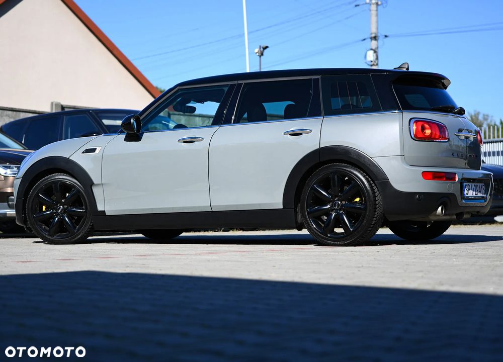 MINI Clubman Cooper Essential Trim - 31