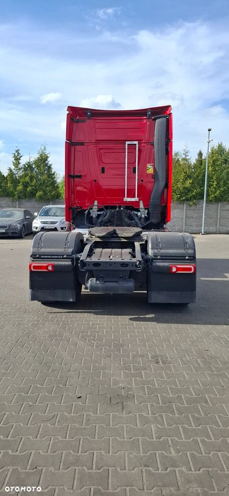 Mercedes-Benz Actros - 6