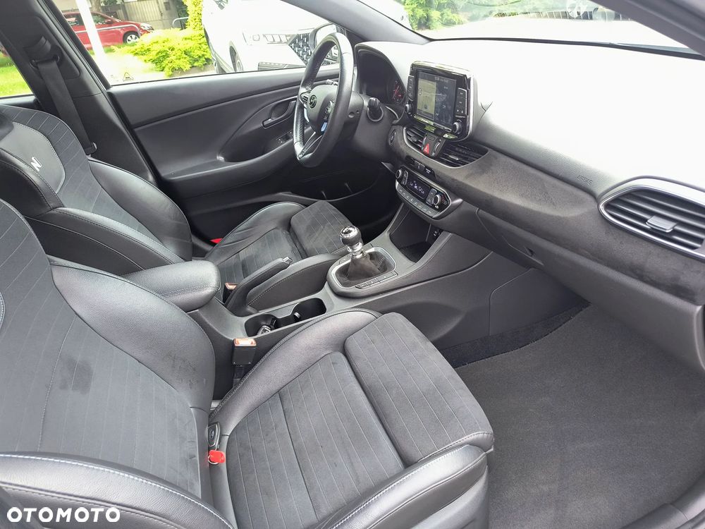 Hyundai i30 N 2.0 T-GDI Performance - 15