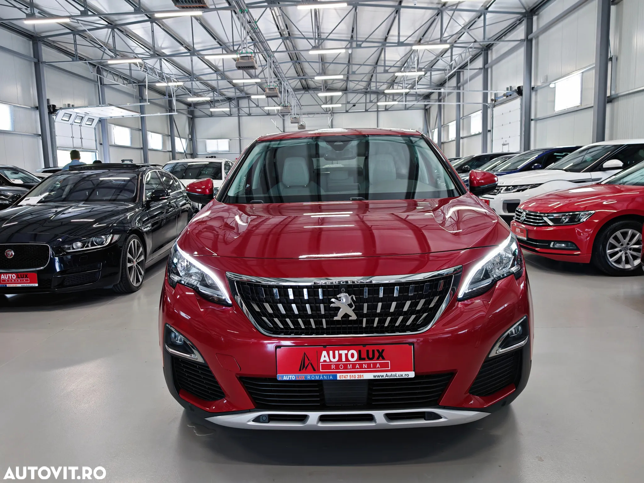 Peugeot 3008 1.2 PureTech S&S EAT8 Allure - 4
