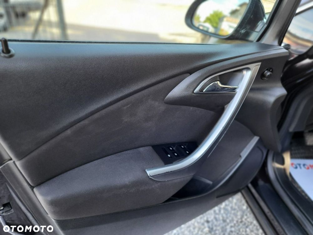 Opel Astra - 16