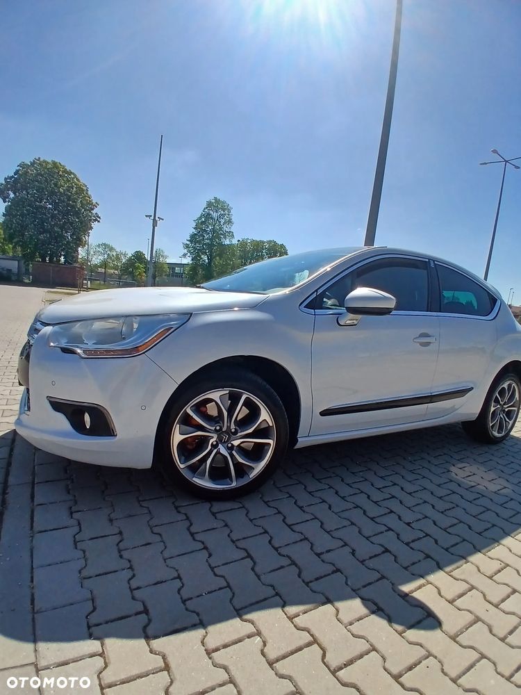 Citroën DS4 1.6 THP SportChic - 8