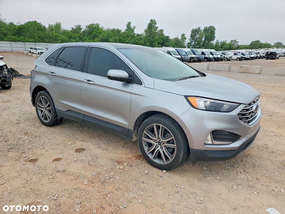 Ford Edge - 1