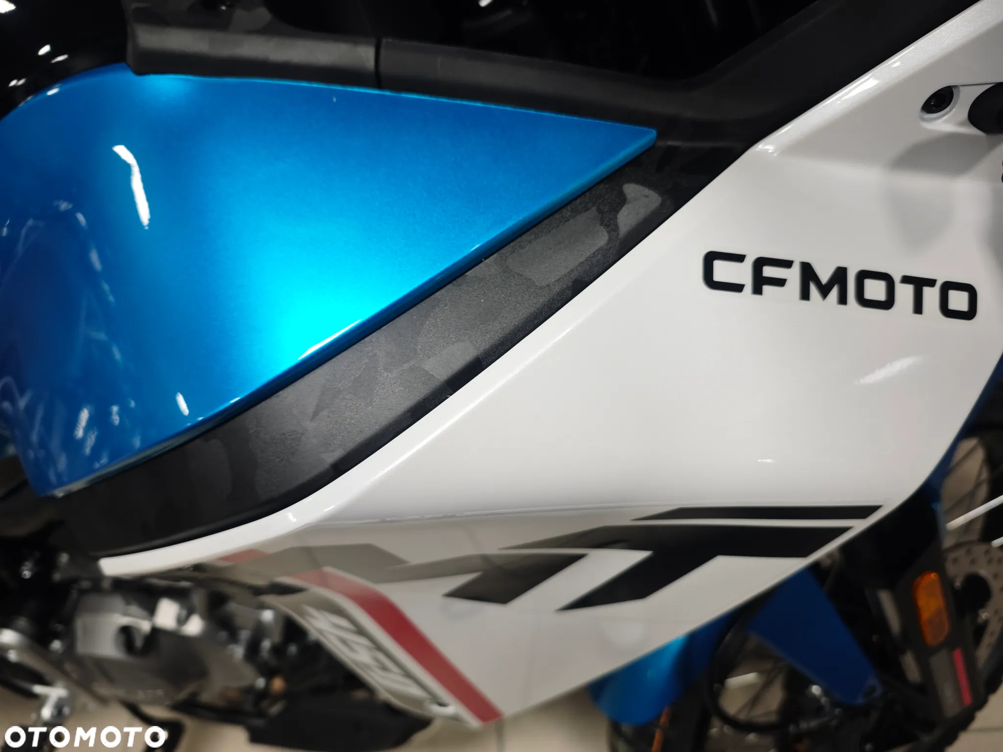 CFMoto MT - 17