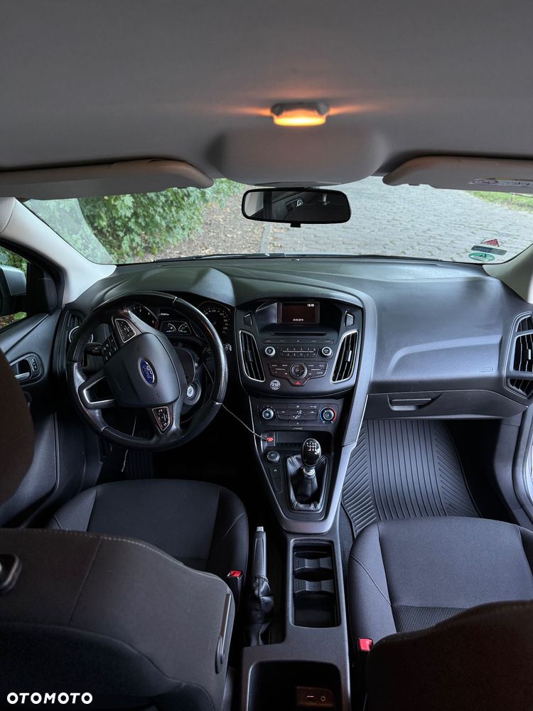 Ford Focus 1.5 TDCi SYNC Edition - 2