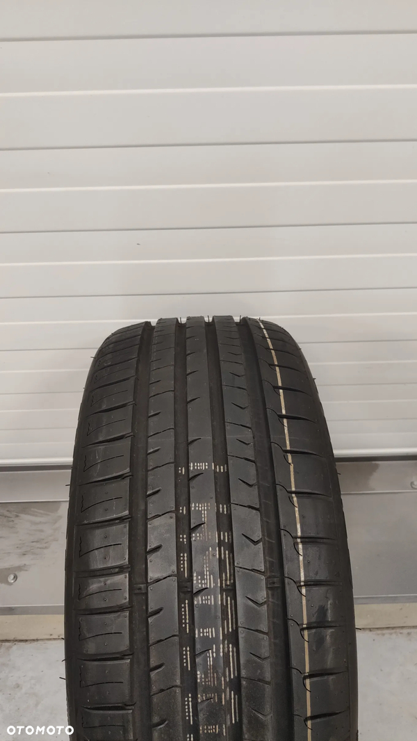 Firemax 215/40xR17 F0606 2019r.