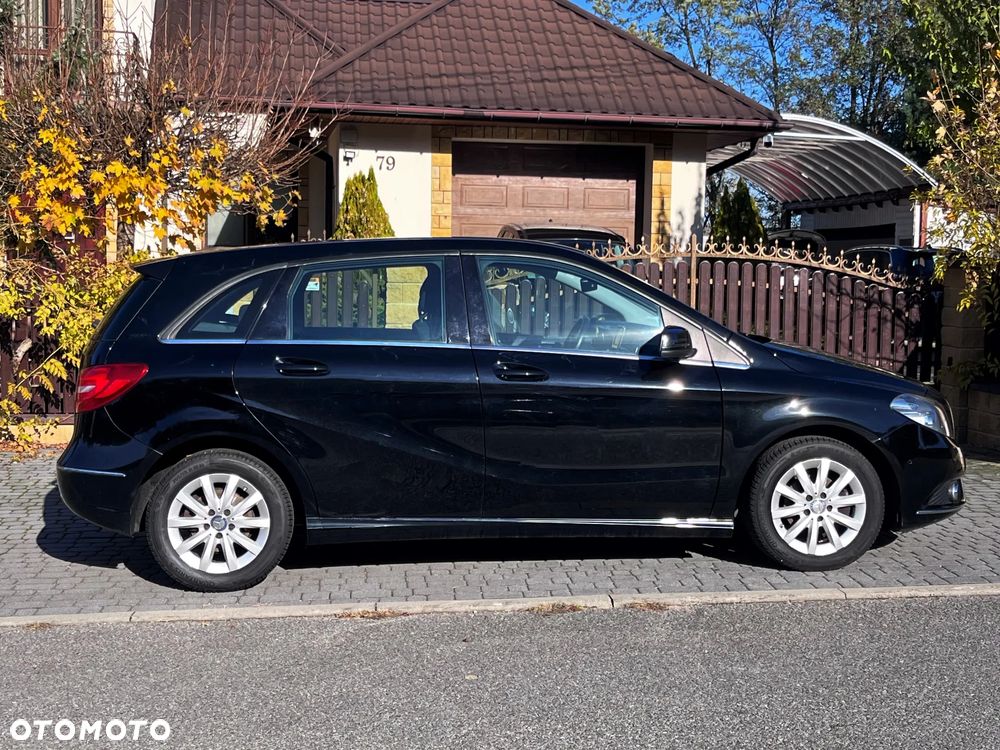 Mercedes-Benz Klasa B 180 (BlueEFFICIENCY) - 33
