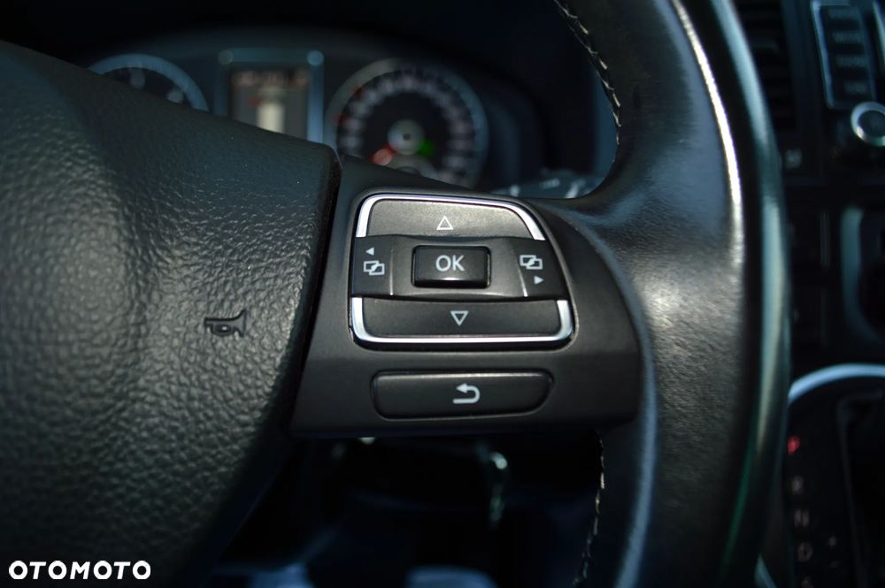 Volkswagen Multivan - 33