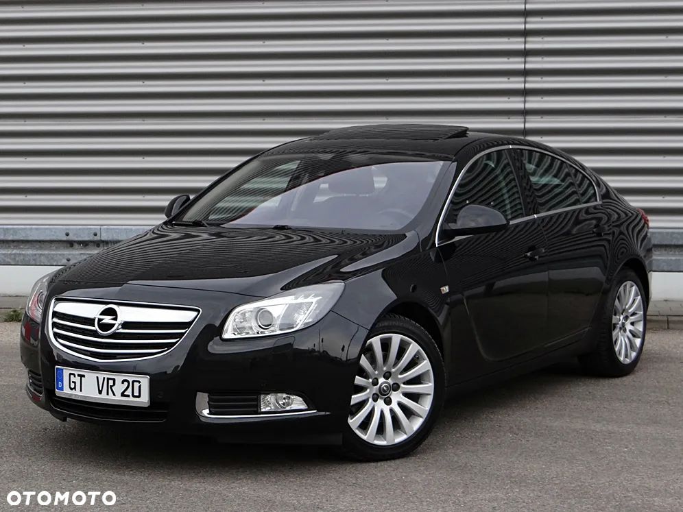 Opel Insignia 2.0 Turbo - 11