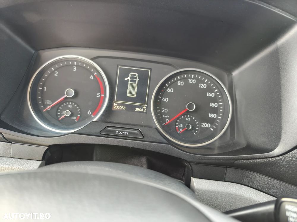 Volkswagen Crafter - 12