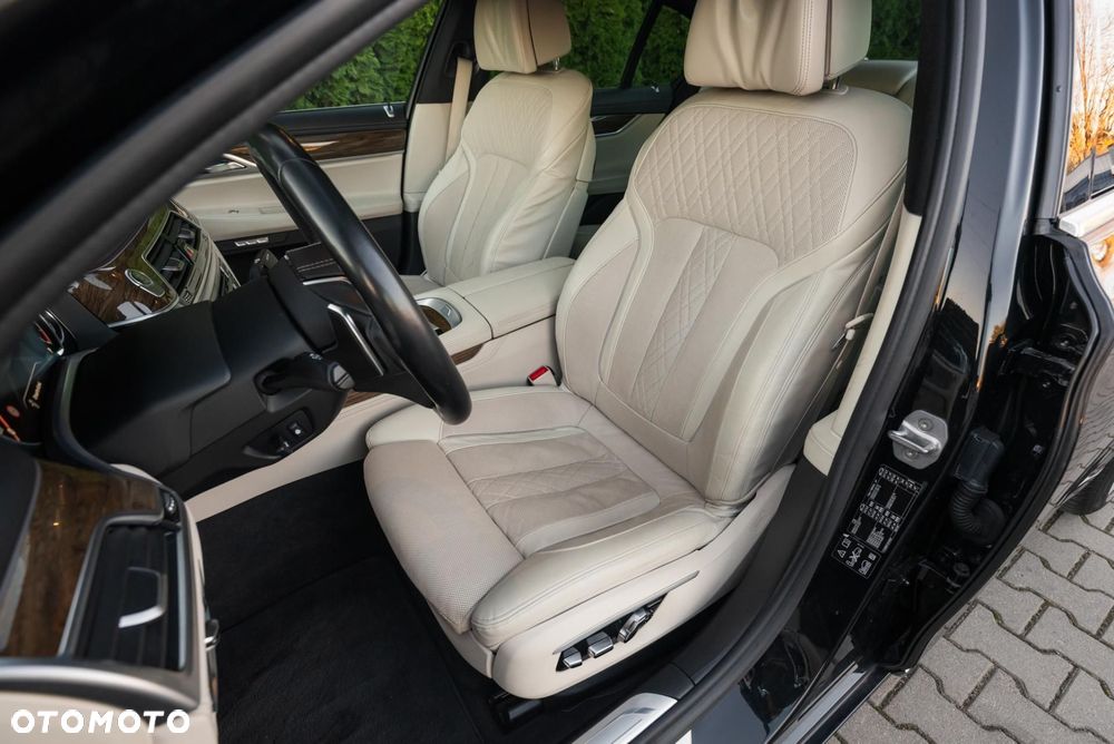 BMW Seria 7 - 13