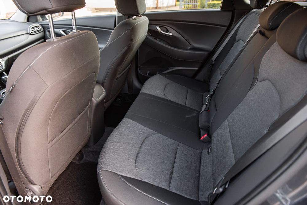 Hyundai i30 1.5 T-GDI 48V Premium DCT - 27