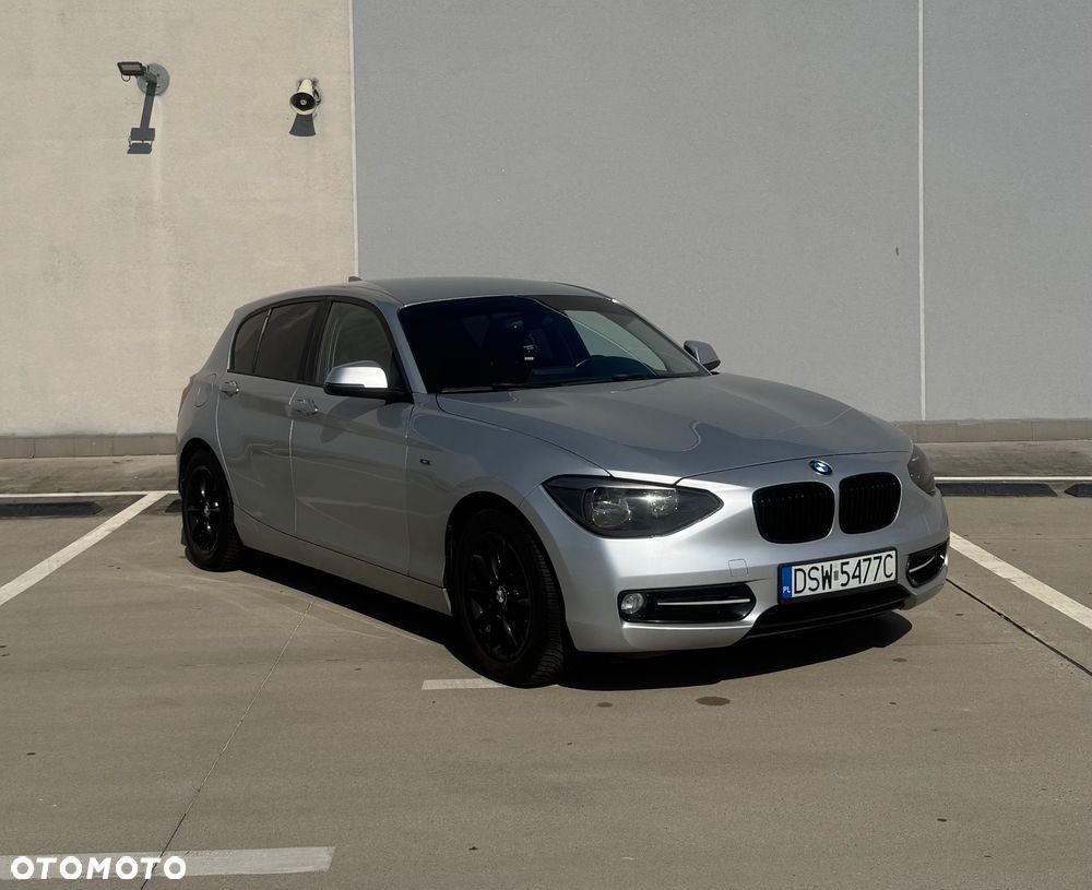 BMW Seria 1 118d Sport Line - 2