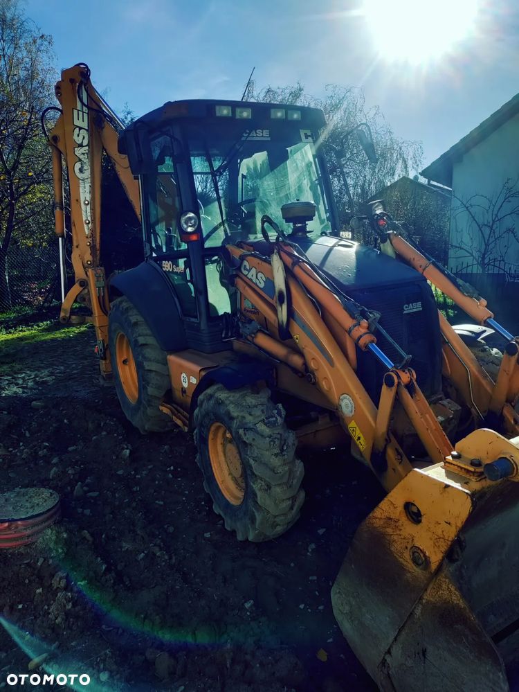 Case 590 SR - 3