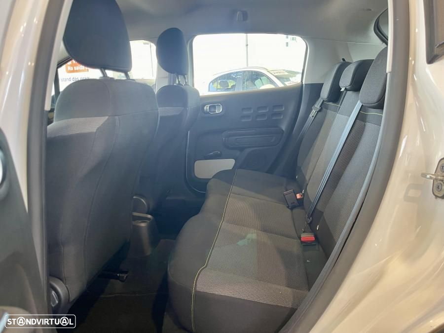 Citroën C3 1.2 PureTech Shine - 22