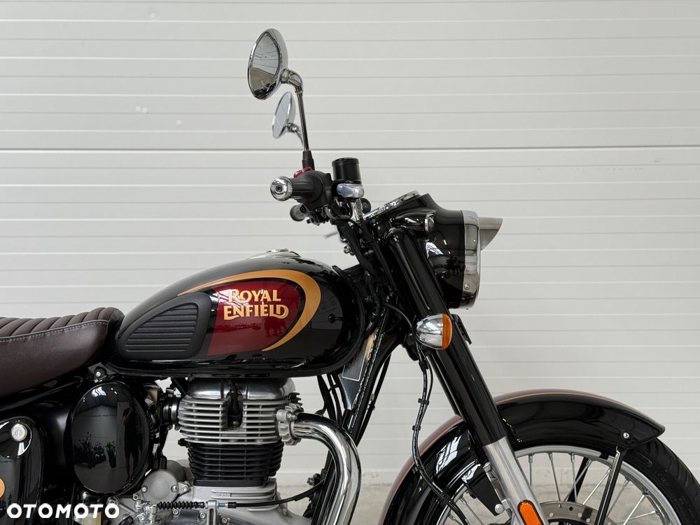 Royal Enfield Classic - 11