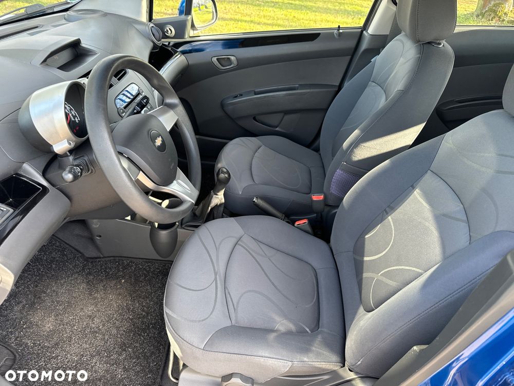 Chevrolet Spark 1.0 LT - 21