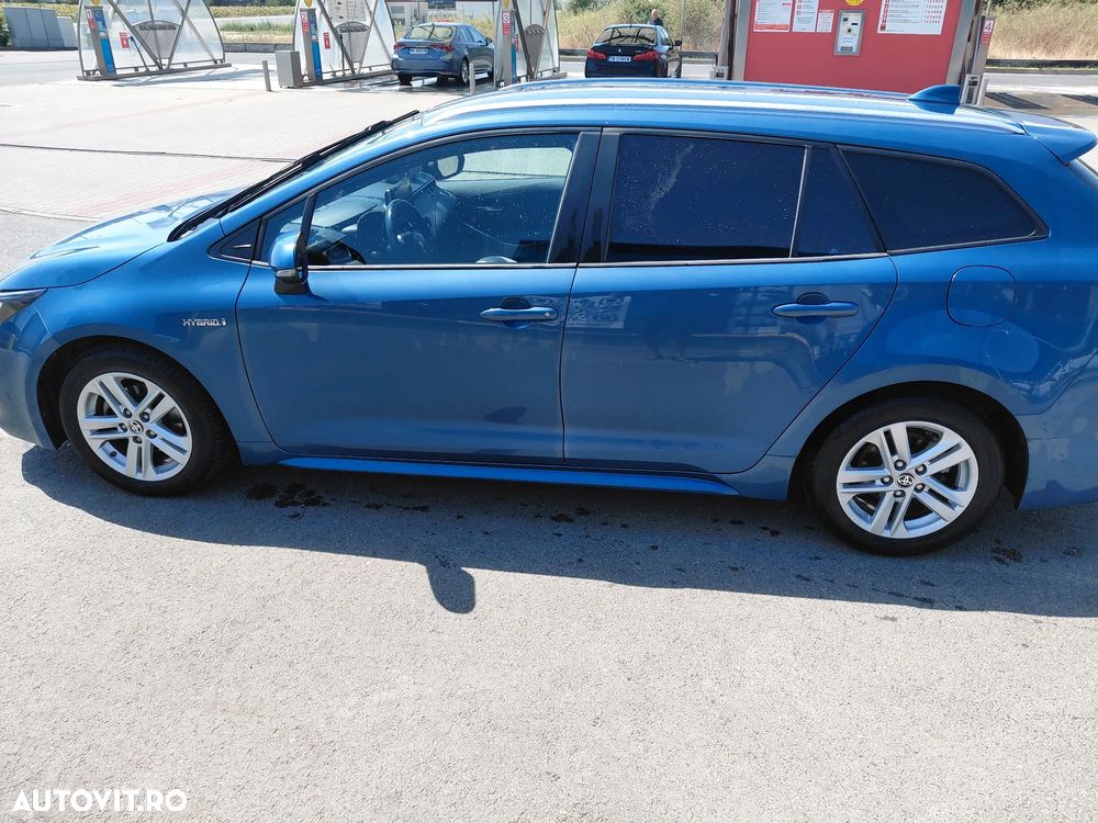 Toyota Corolla 1.8 HSD Dynamic - 3