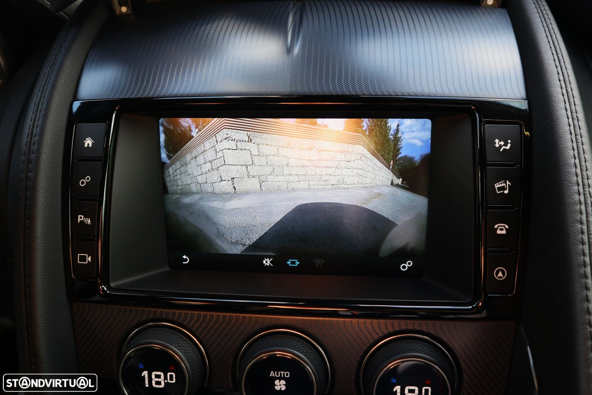 Jaguar F-Type 2.0 i4 R-Dynamic - 43