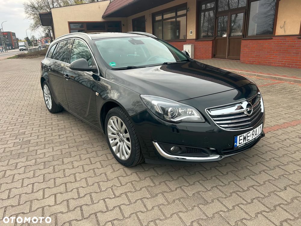 Opel Insignia 1.4 Turbo ecoFLEX Start/Stop Sport - 2