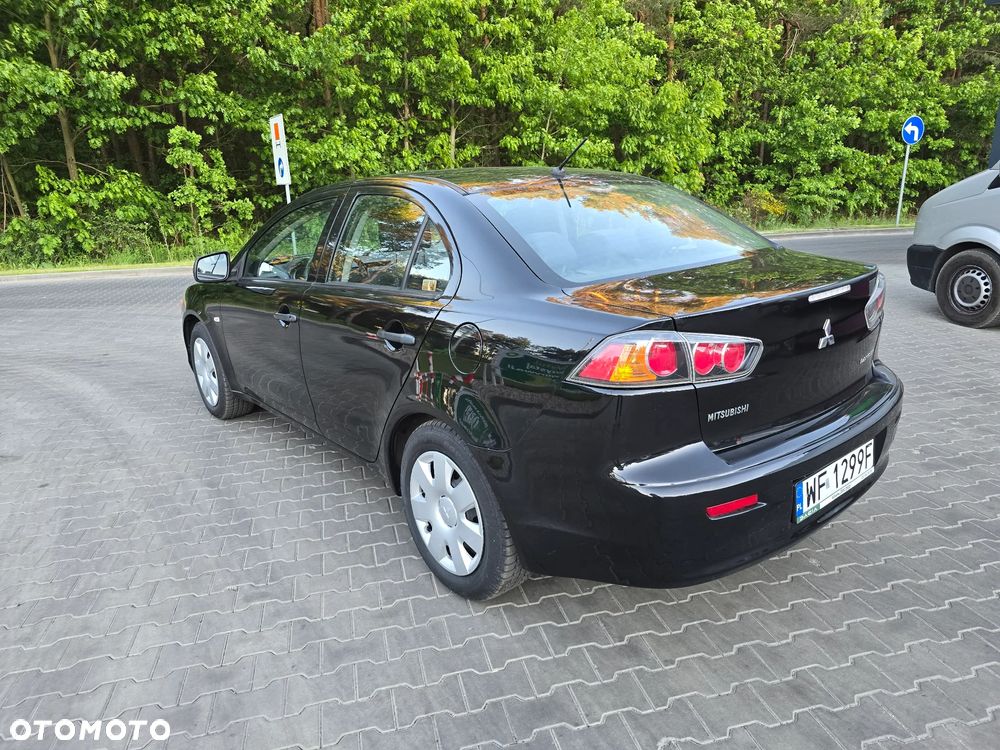 Mitsubishi Lancer 1.6 Intense - 3