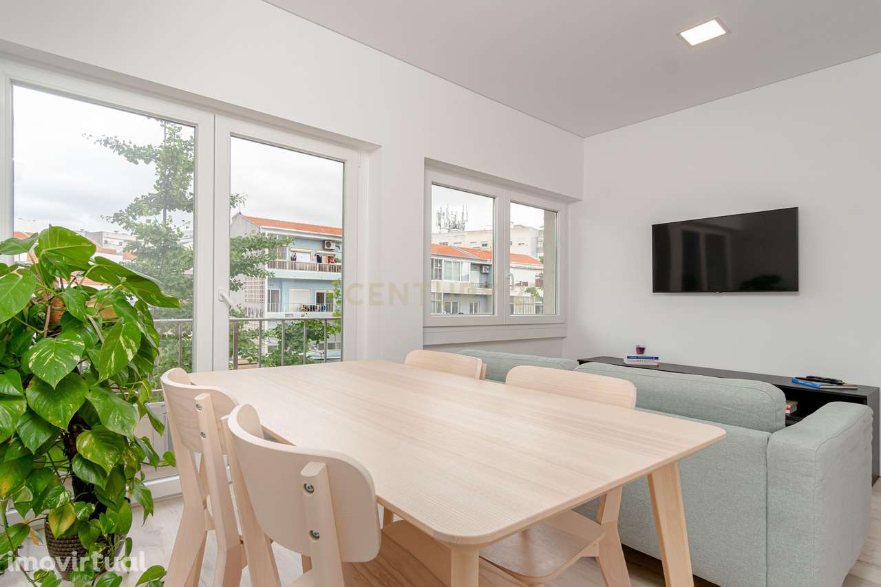 Apartamento T2 Mobilado no Centro de Almada – Excelente Localização - Grande imagem: 5/32