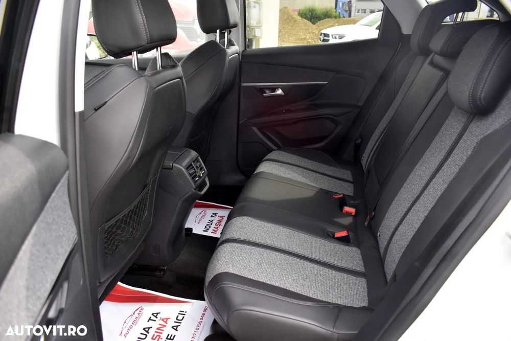 Peugeot 3008 PureTech 130 Stop & Start EAT6 Allure - 12