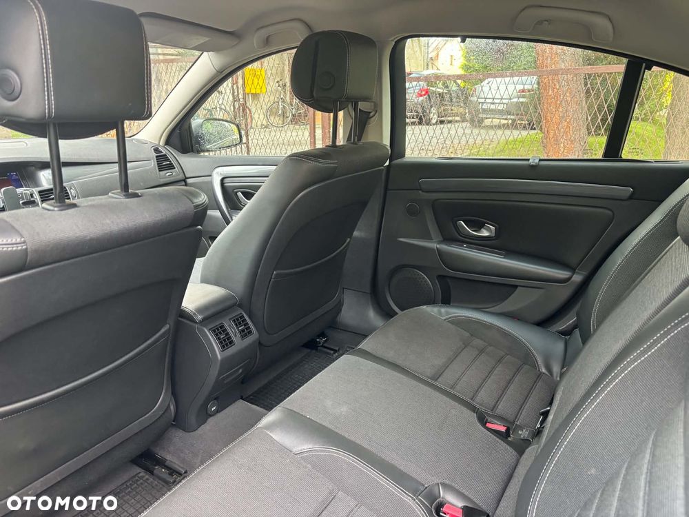 Renault Laguna 2.0 Black Edition - 3