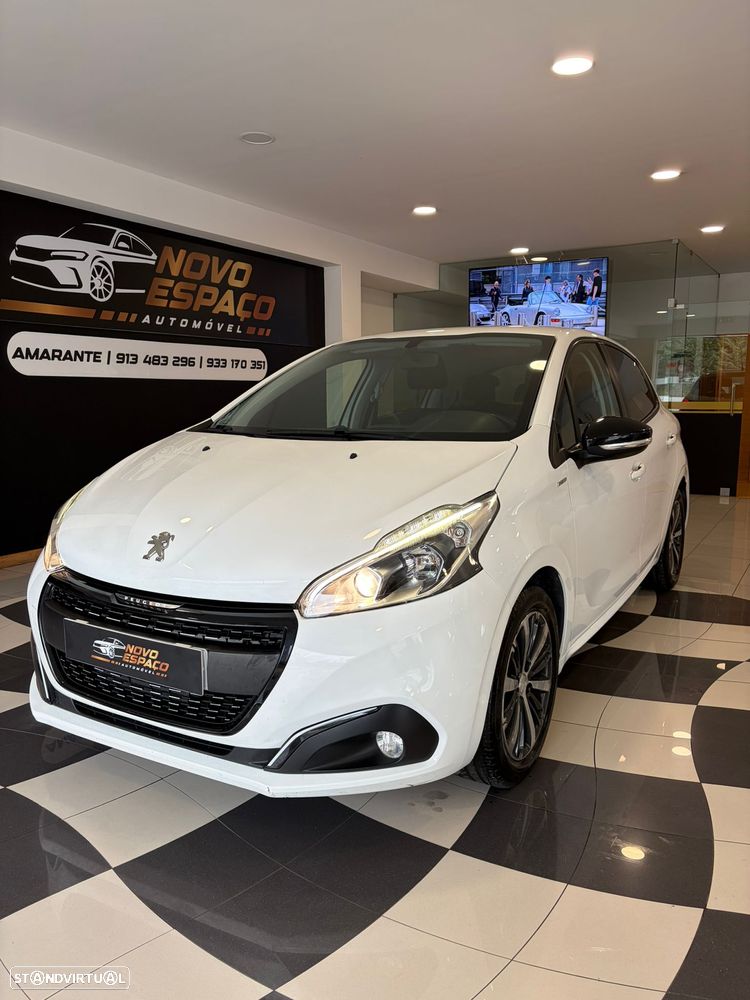 Peugeot 208 1.6 BlueHDi Style - 1