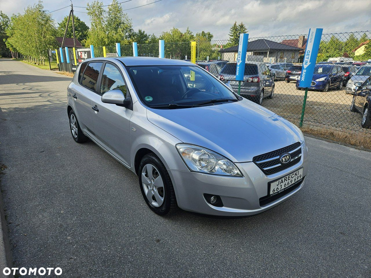 Kia Ceed - 3