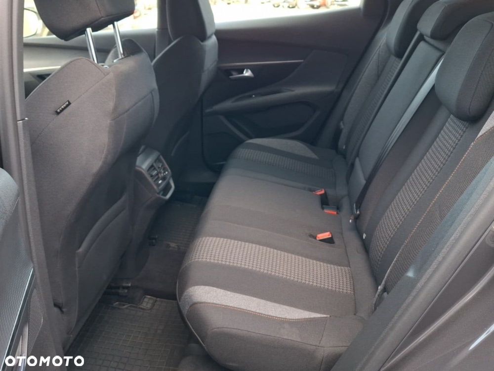 Peugeot 3008 1.2 PureTech Active Pack S&S EAT8 - 12