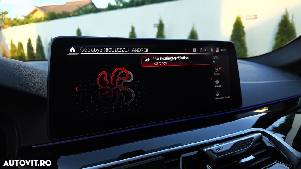 BMW Seria 5 540i xDrive AT MHEV - 21