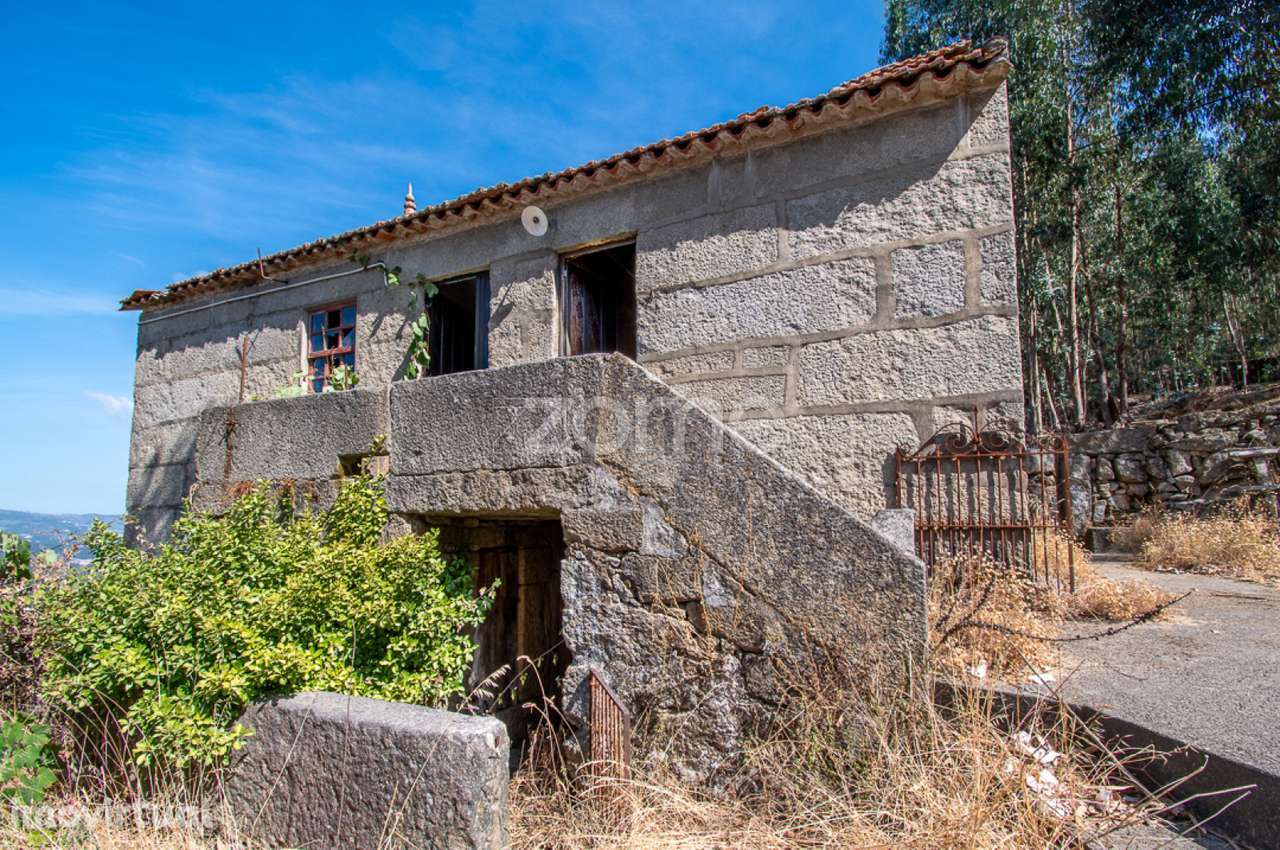 Moradia para Reconstrução com Terreno e Vistas Panorâmicas sobre o ... - Grande imagem: 2/30