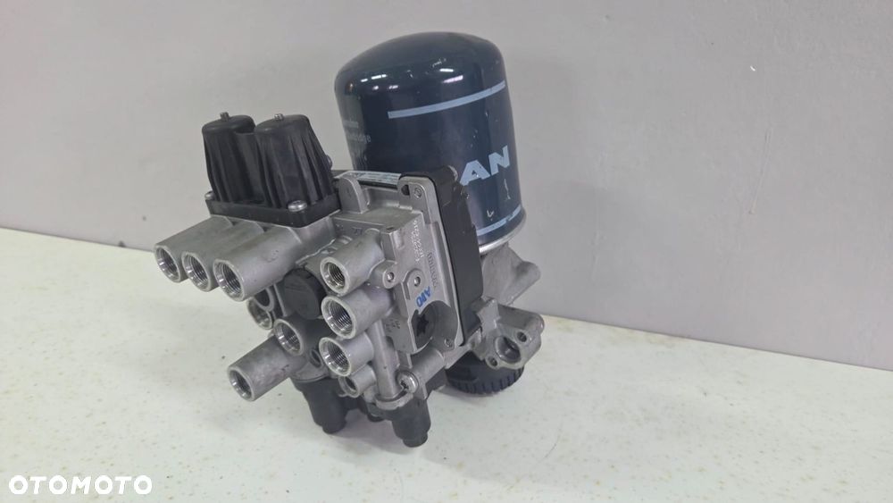 Osuszacz powietrza zawór Wabco MAN 81521086038 - 1