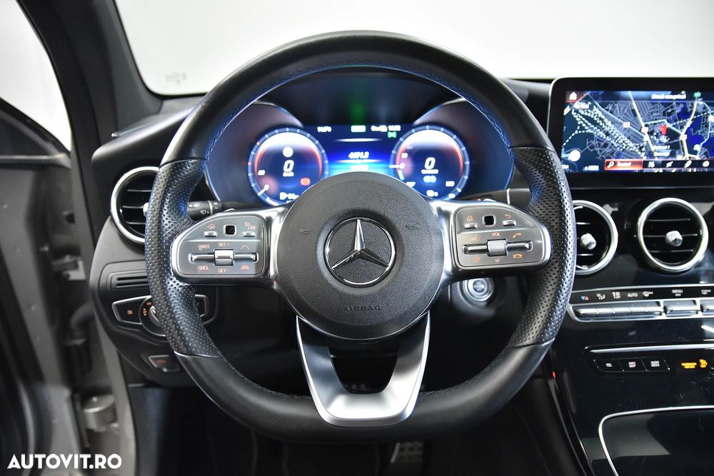 Mercedes-Benz GLC Coupe 300 e 4MATIC - 17