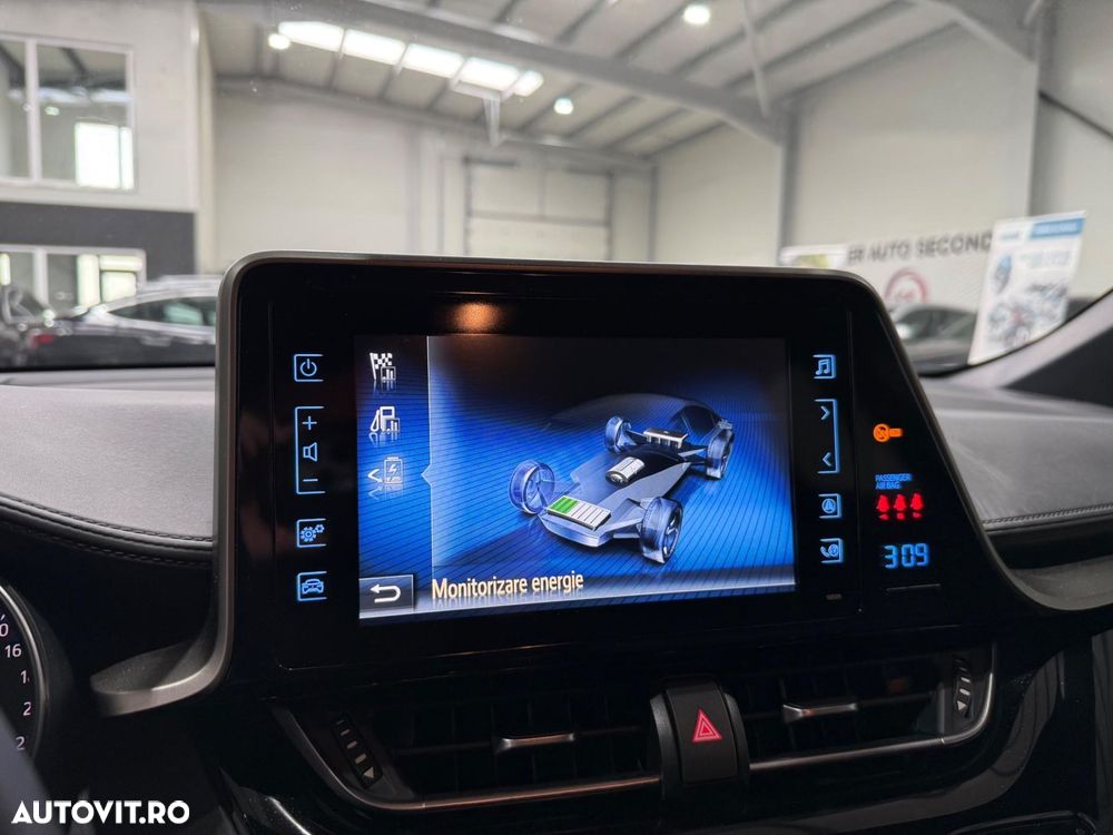Toyota C-HR 1.8 HSD 4x2 CVT C-lassy LED - 12