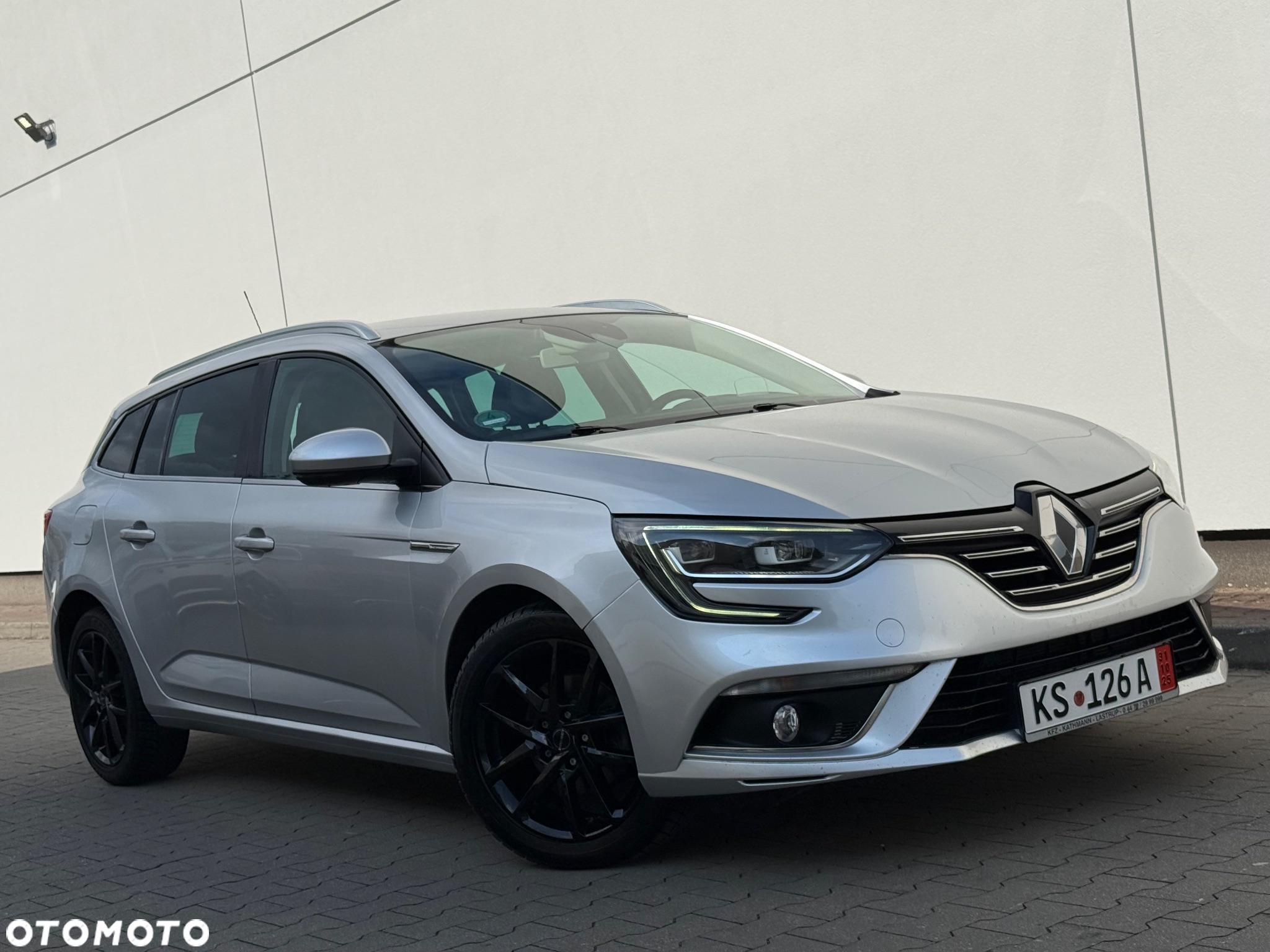 Renault Megane 1.5 dCi Bose EDC - 9