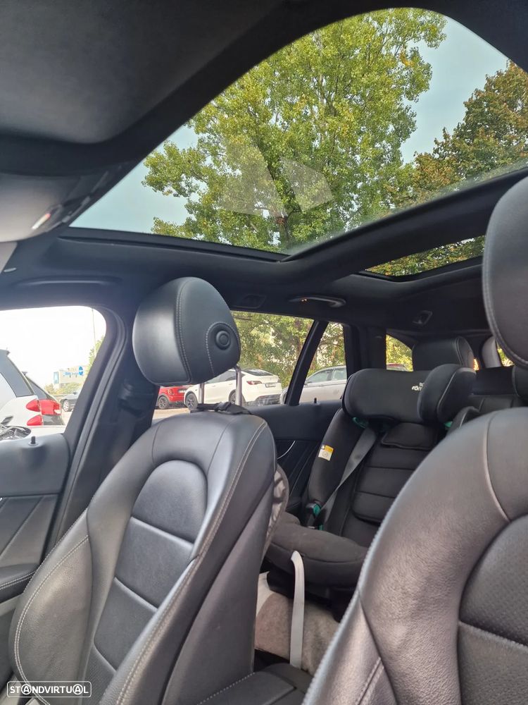 Mercedes-Benz C 300 de AMG Line - 12
