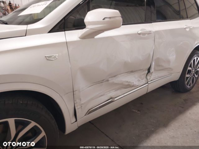 Cadillac XT6 - 5