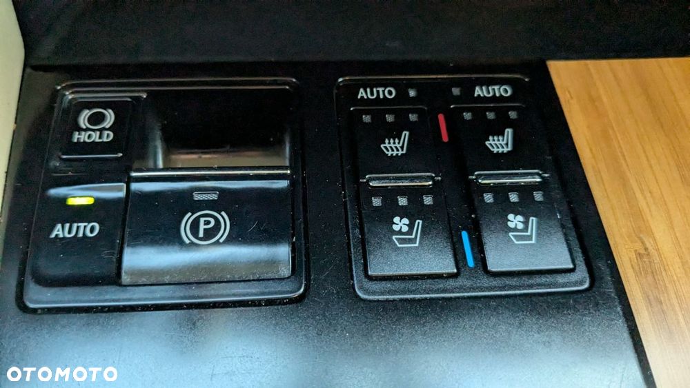 Lexus RX - 36