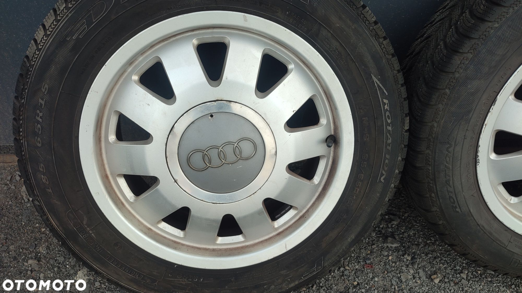 Oryginalne Felgi 5-112 R15 Audi A4 b5 Lift.Z dekielkami - 5