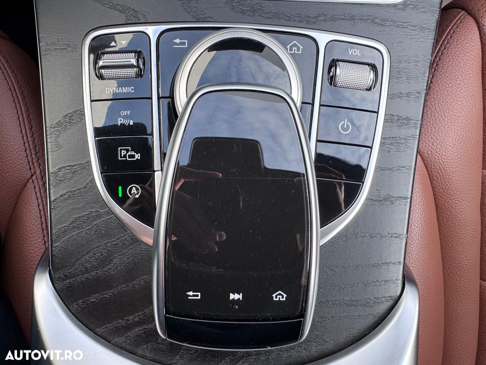 Mercedes-Benz C 220 d 4MATIC Aut - 34