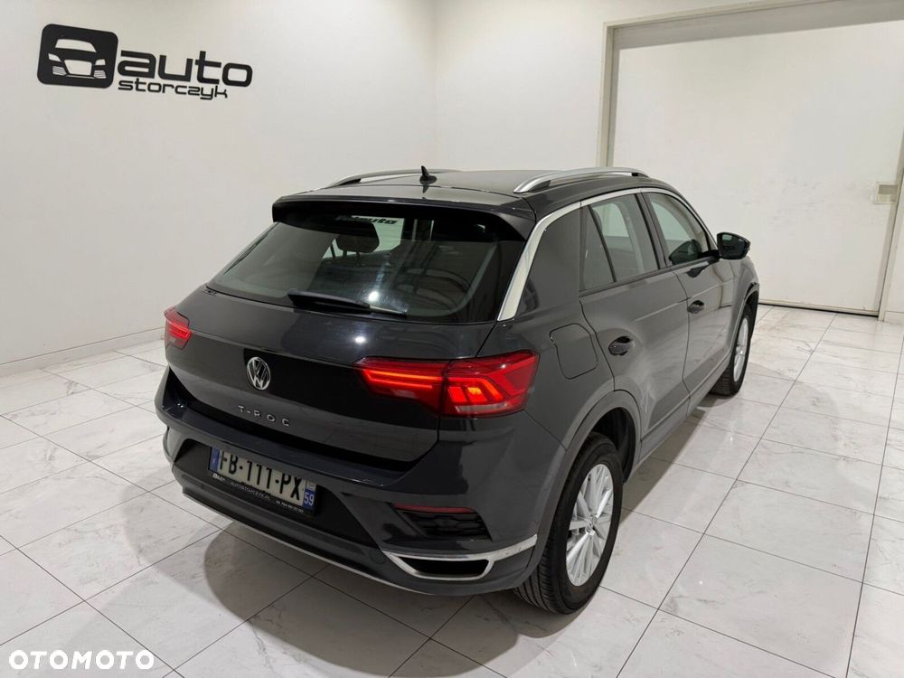 Volkswagen T-Roc - 14