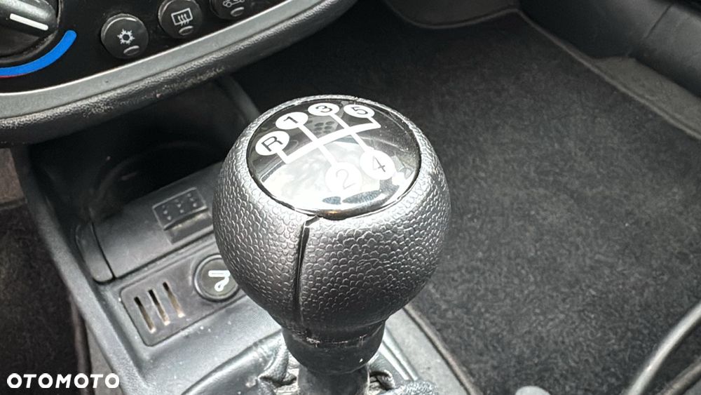 Opel Corsa - 21