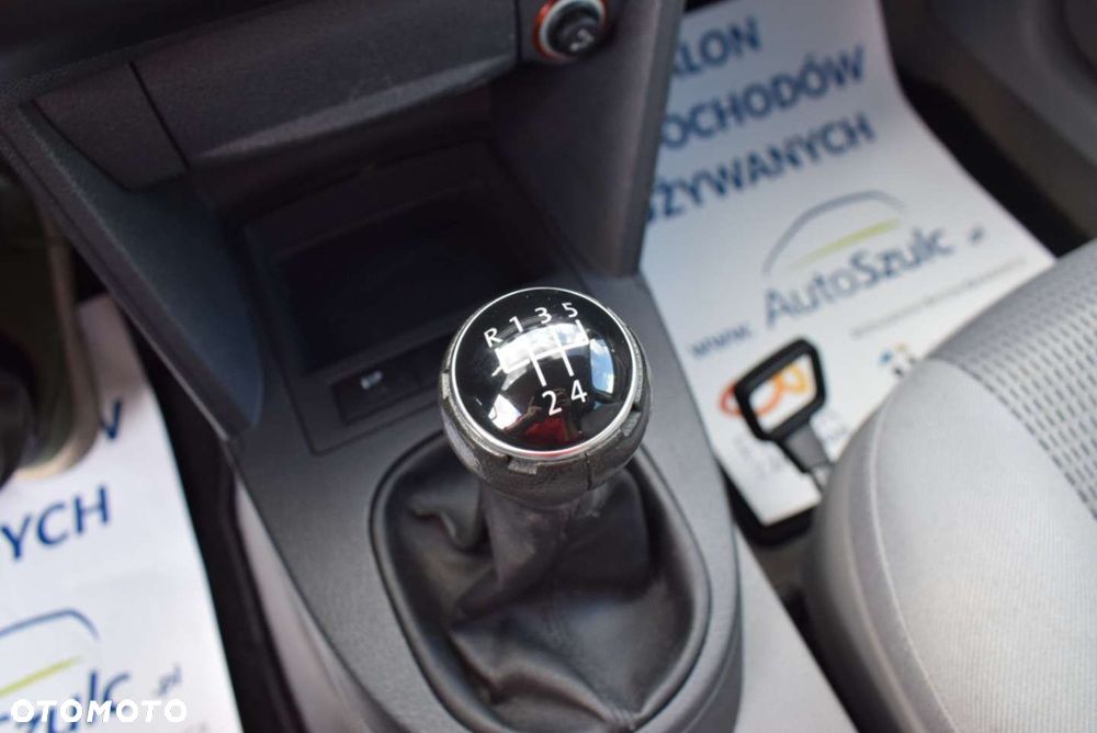 Volkswagen Caddy - 25