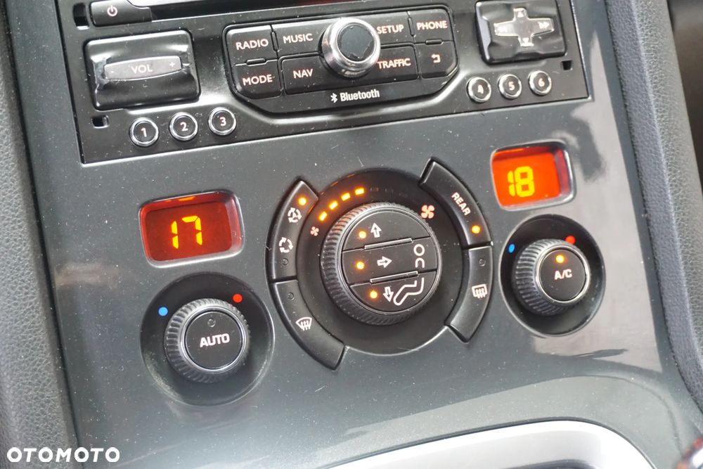 Peugeot 5008 HDI FAP 160 Automatik Active - 35