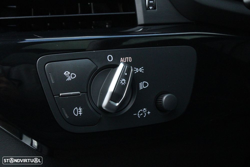 Audi RS4 Avant 2.9 TSI quattro Tiptronic - 38