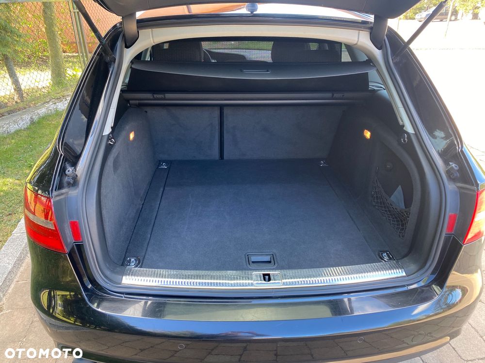 Audi A4 Avant - 4