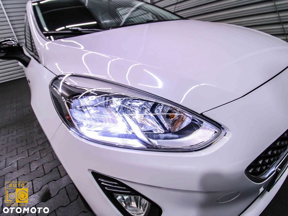 Ford Fiesta 1.0 EcoBoost S&S ST-LINE X - 31